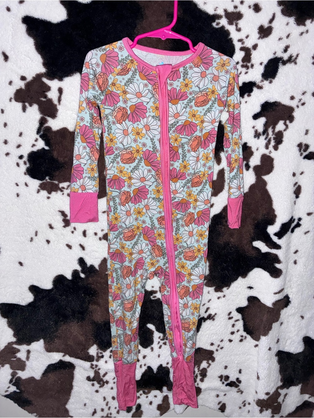 NWOT Little one shop floral pink bamboo zippy size 3t